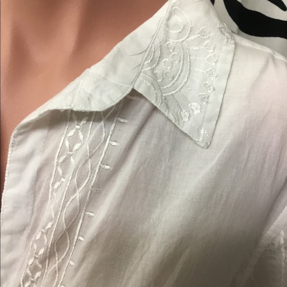 Blouse - Picture 3 of 8